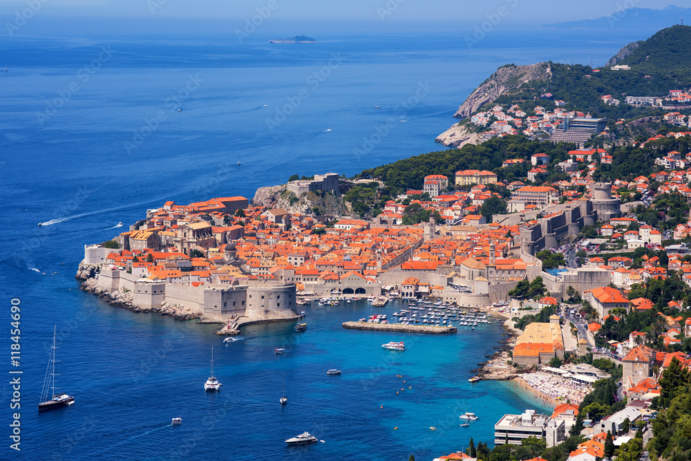 Fototapeta premium The historical old town of Dubrovnik, Croatia