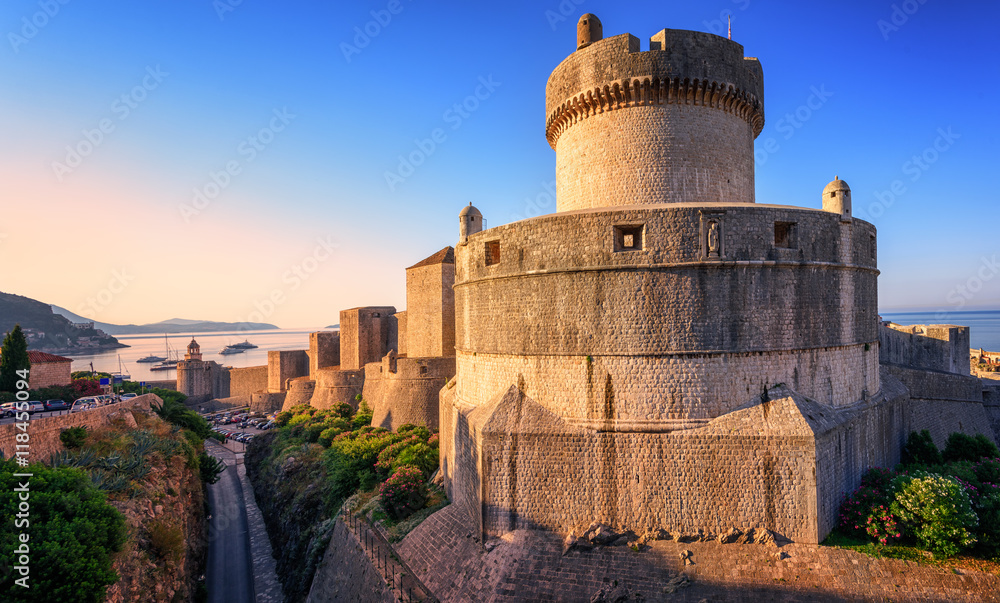 Fototapeta premium Minceta Tower and Dubrovnik City Walls, Croatia