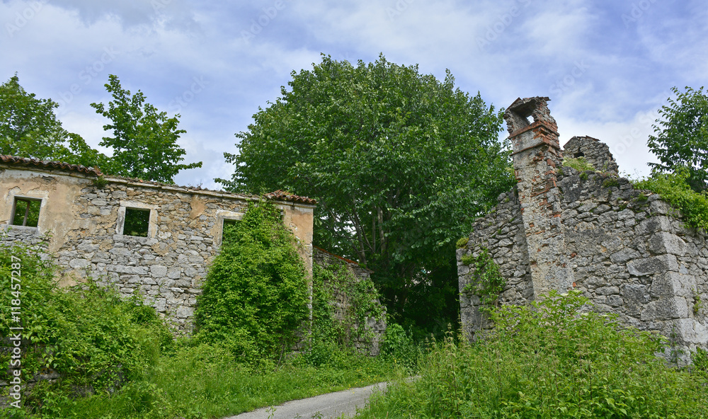 Fototapeta premium A derelict farming building in the historic village of Jelovice in Primorje-Gorski Kotar County in northern Croatia.