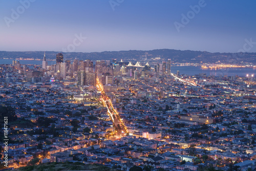 Beautiful View of Sunset in San Francisco from Twin Peaks and LG