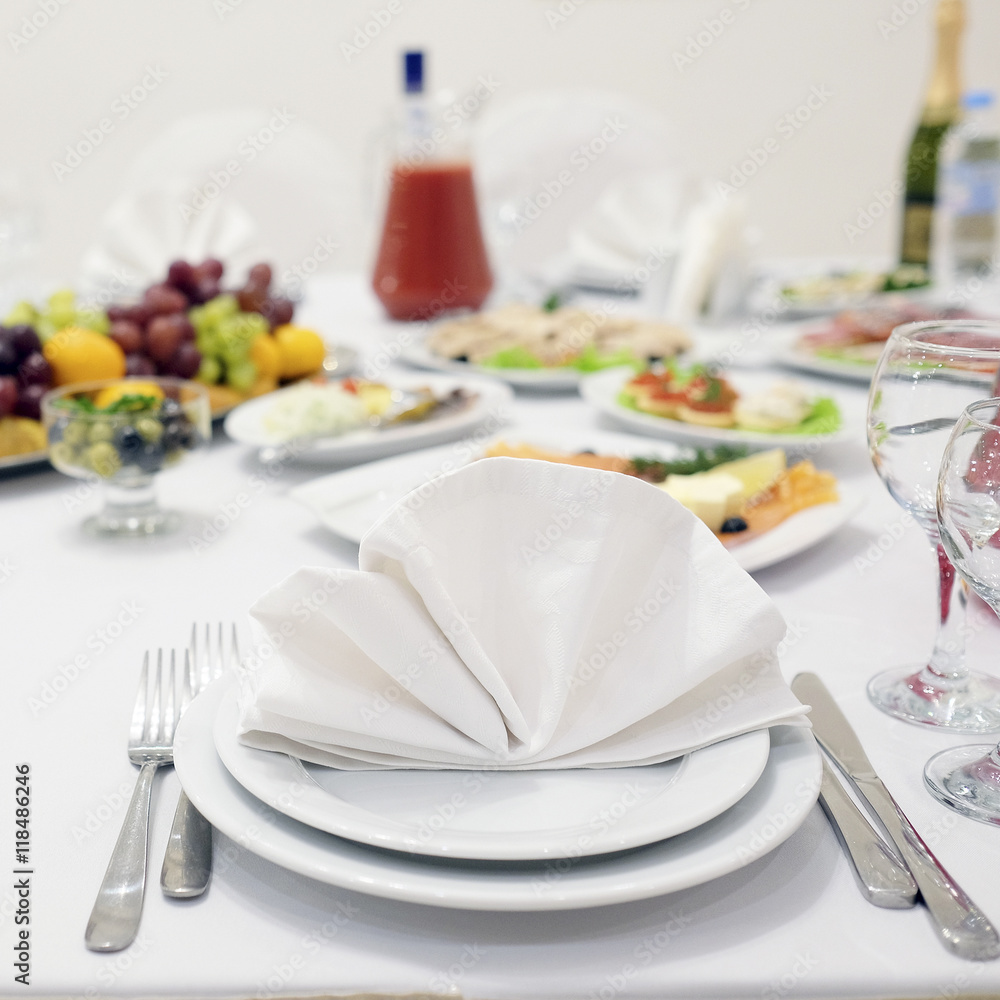 Banquet facilities table setting Banquet facilities table setting