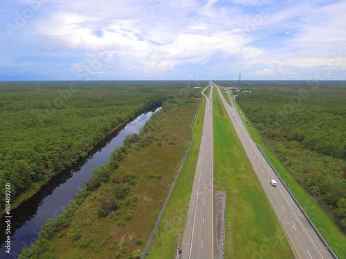 I75 Miami FL with nature landscape on both sides