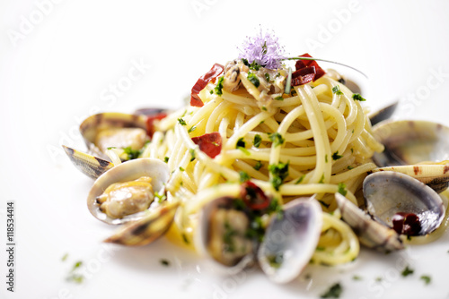  Spaghetti con le vongole