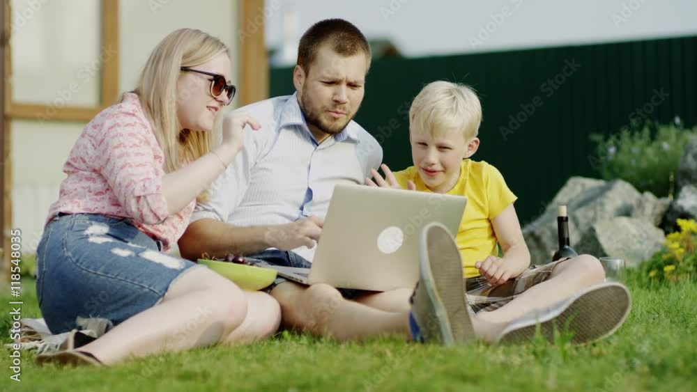 talking on skype using laptop