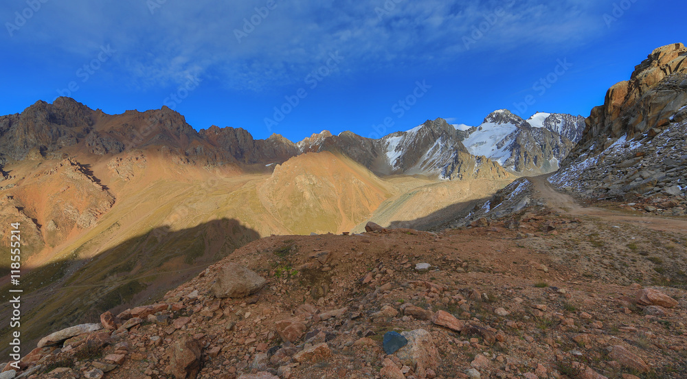 Obraz premium cirque glaciers, rocky road, red mountain stone, summer, glacial valleys, mountains, Kazakhstan, Kyrgyzstan