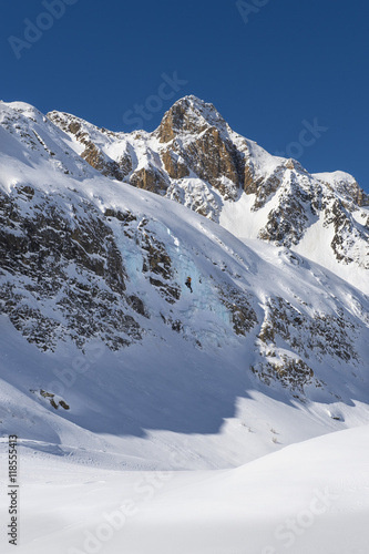 ice climbing nepal 7000m