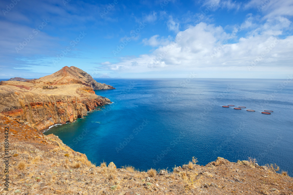 Fototapeta premium cliffs at Ponta de Sao Lourenco, Madeira, Portugal