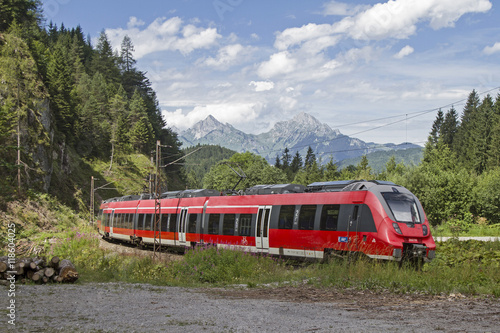 Eisenbahnfahrt durch Tirol