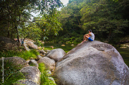 Fotografie Mossman Gorge Rapids with People