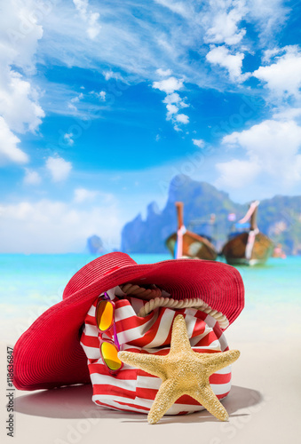 Summer beach bag with straw hat