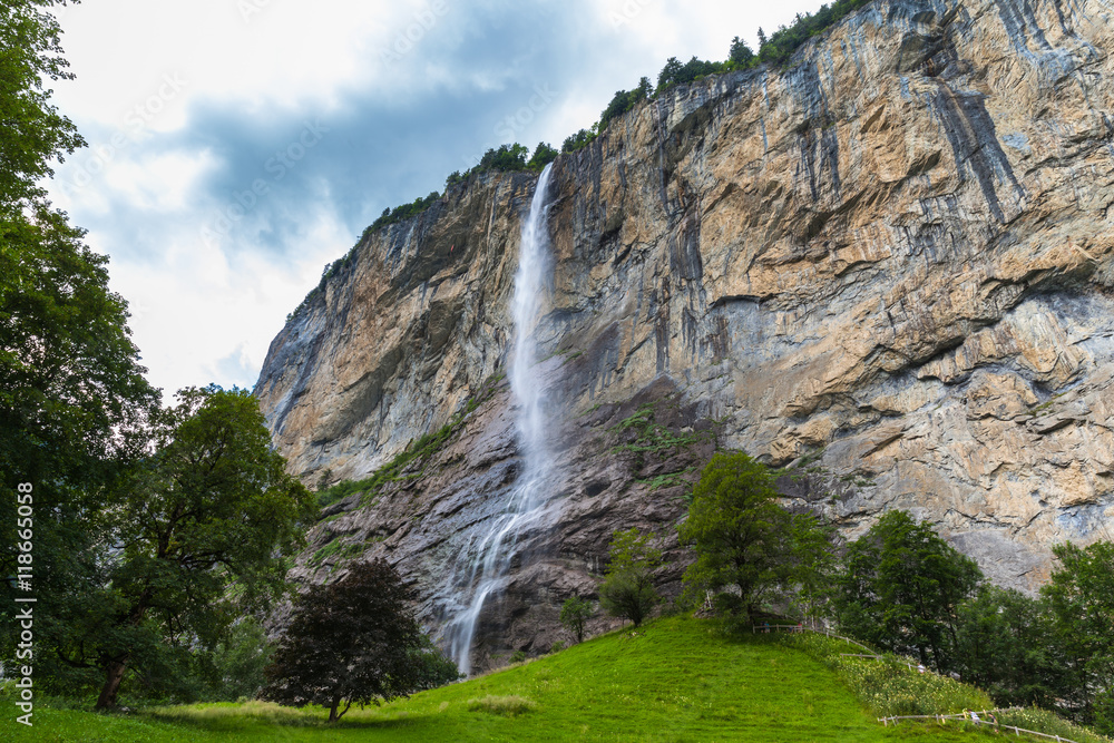 Staubbachfall waterfall in Lauterbrunnen valley