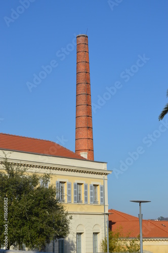 Obraz na płótnie Cheminée de parfumerie grassoise w salonie