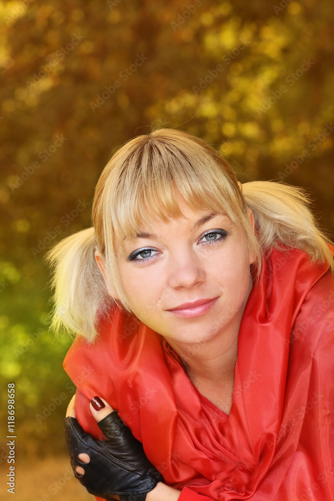 Lady in red Lady in red