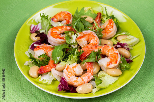 Shrimp and white bean salad