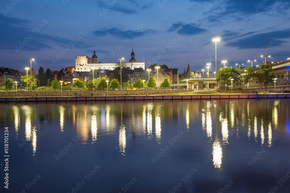 Szczecin nocą. Panorama miasta
