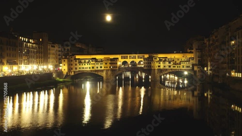 Pontevecchio timelapse, long Moon movement, fixed camera.
 photo