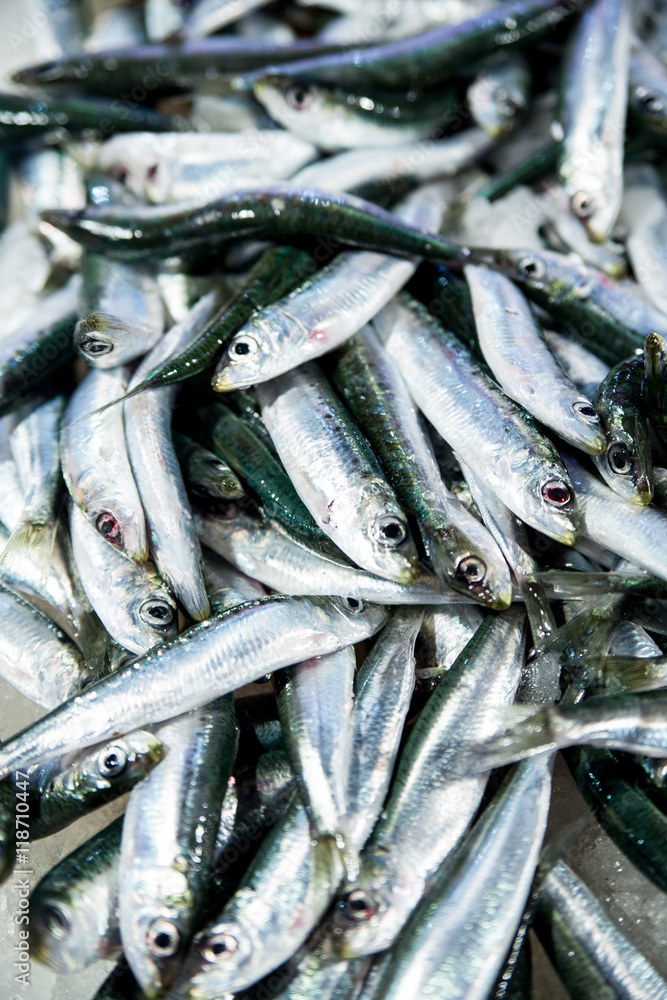 Obraz premium Fisch auf dem Markt