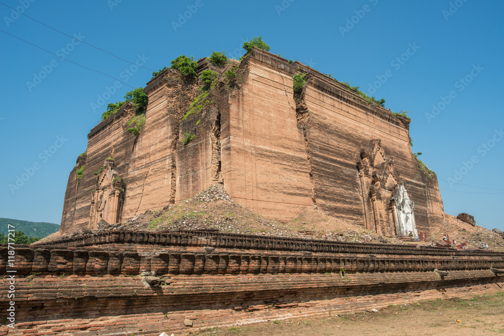 Mingun Pa Hto Daw Gyi pagoda the biggest uncomplete pagoda in the world in Myanmar.
