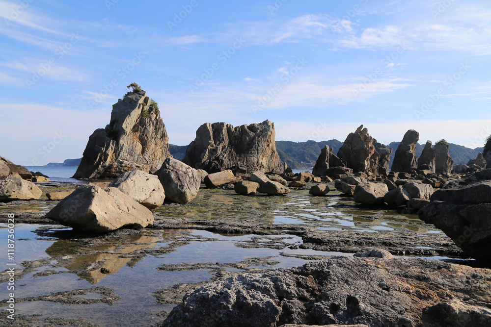 Fototapeta premium 橋杭岩