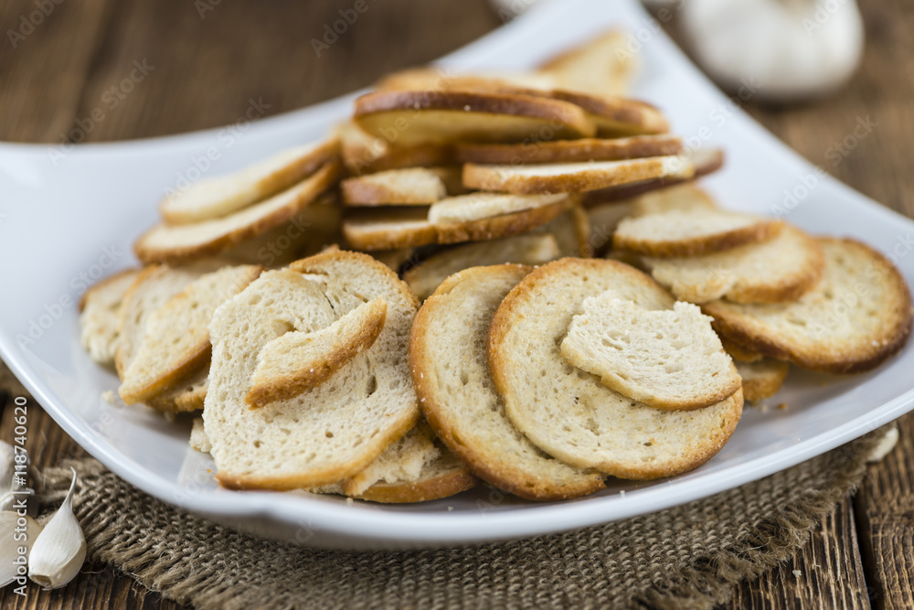 Some fresh baked bread chips