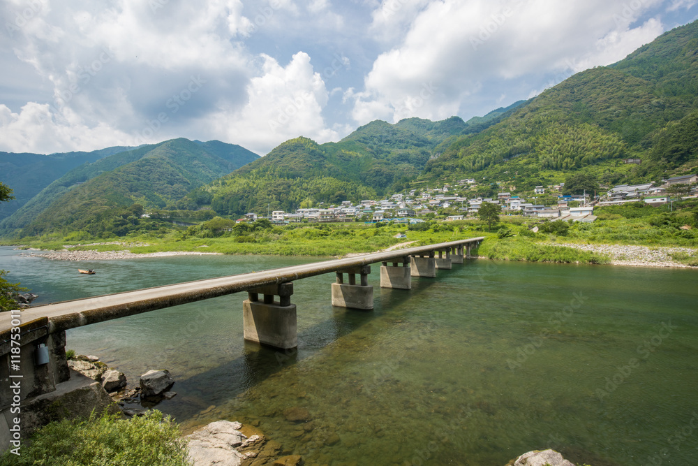 浅尾（あさお）沈下橋（高知県仁淀川）