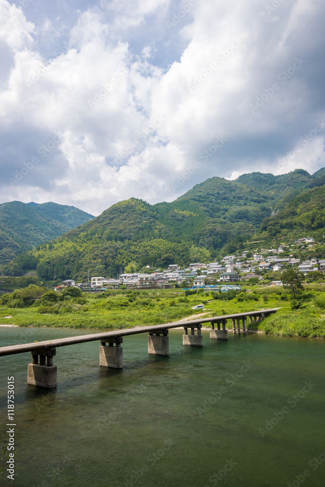 浅尾(あさお)沈下橋(高知県仁淀川) 浅尾(あさお)沈下橋(高知県仁淀川)