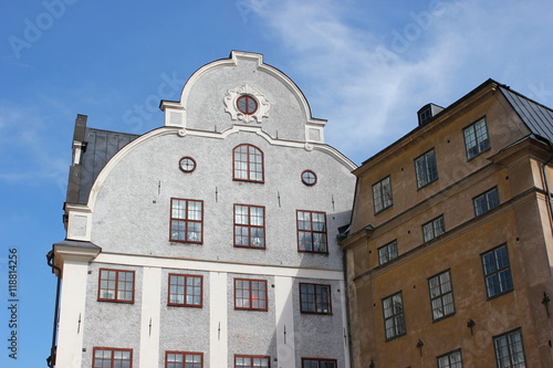 Historisches Giebelhaus auf dem Stortorget in der Altstadt von Stockholm (Schweden) photo