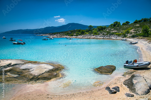Obraz na płótnie Beautiful beach on Diaporos island near Sithonia, Halkidiki, Gre w salonie