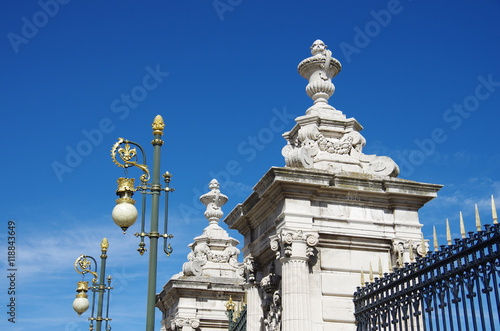 portail palais royal de madrid photo