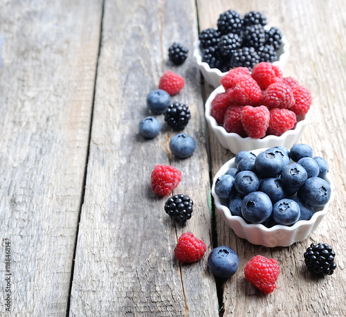 Wallpaper Mural Sweet berry mix Torontodigital.ca