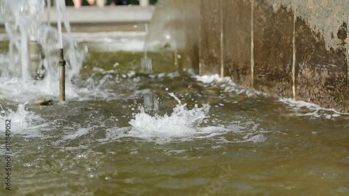 Wallpaper Mural City fountain in the park Torontodigital.ca