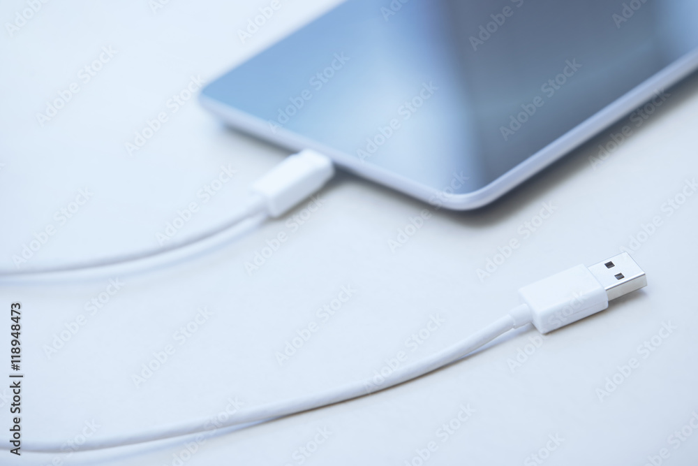 Tablet computer with USB cable Tablet computer with USB cable