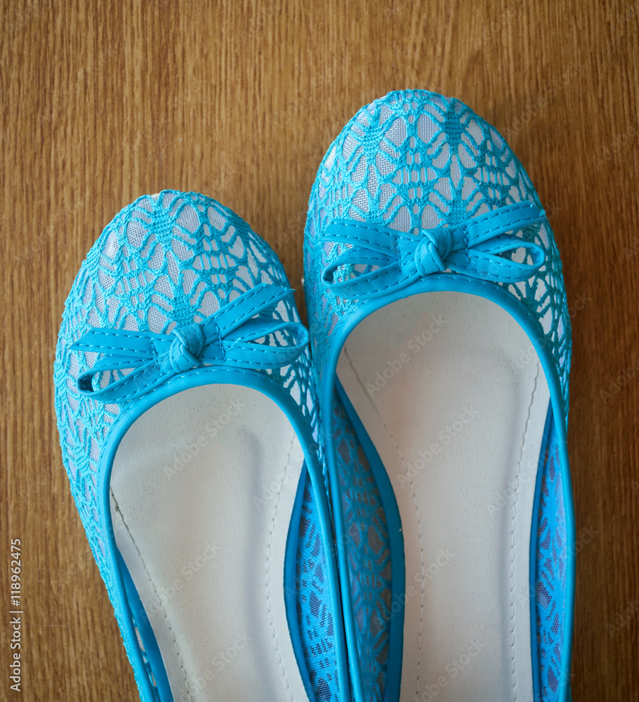 Scarpe ballerine azzurre Stock-Foto | Adobe Stock