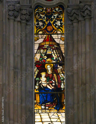 Εκτύπωση καμβά Stained Glass in Batalha Monastery - Madonna and Child