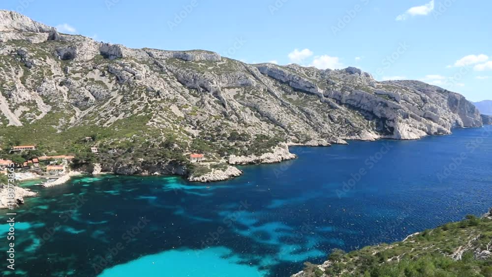 Entrée de la calanque de Morgiou Entrée de la calanque de Morgiou