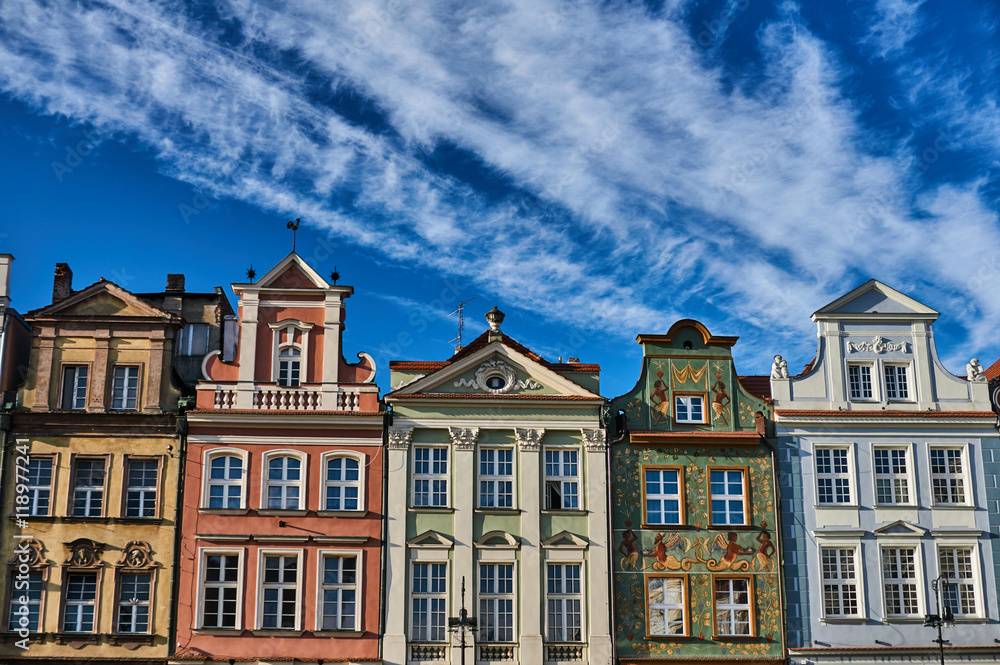 Fototapeta premium Facades of houses in the Old Market Square in Poznan.