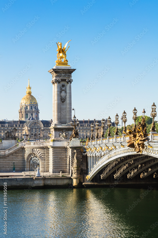 Obraz premium Alexandre III Bridge with Hotel des Invalides, Paris, France