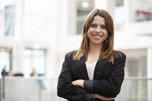 Head And Shoulders Portrait Of Young Businesswoman In Office Free Download Head And Shoulders Portrait Of Young Businesswoman In Office - GFXLoad