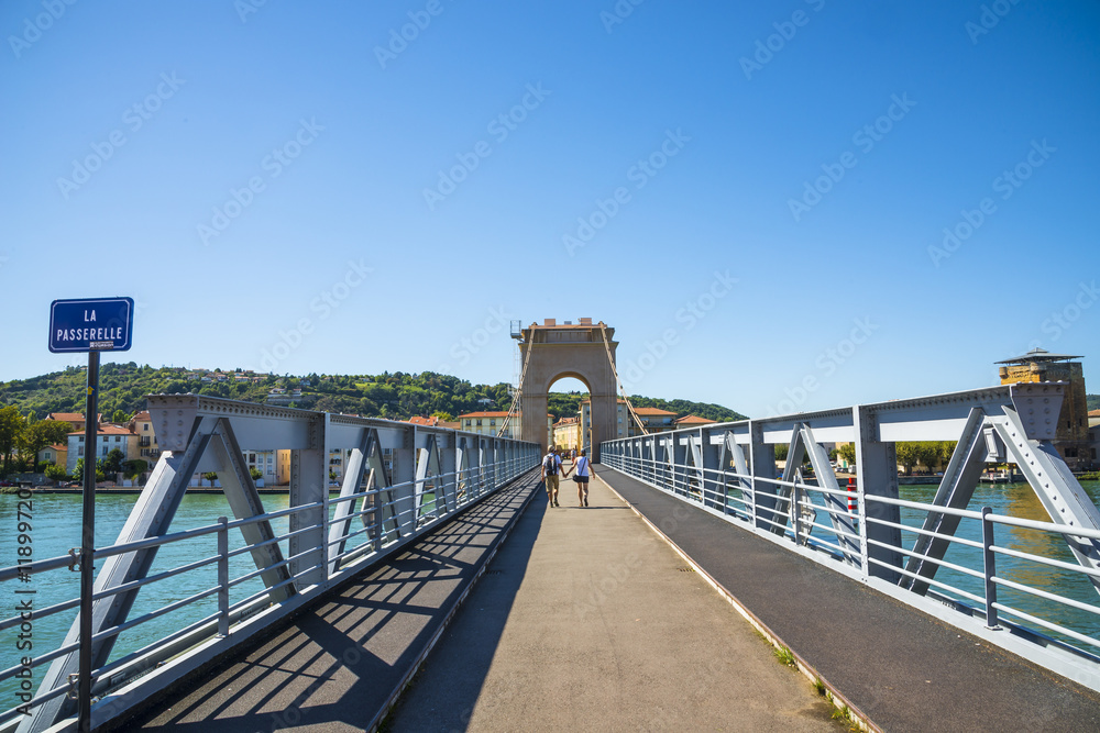 Naklejka premium Vienne/passerelle