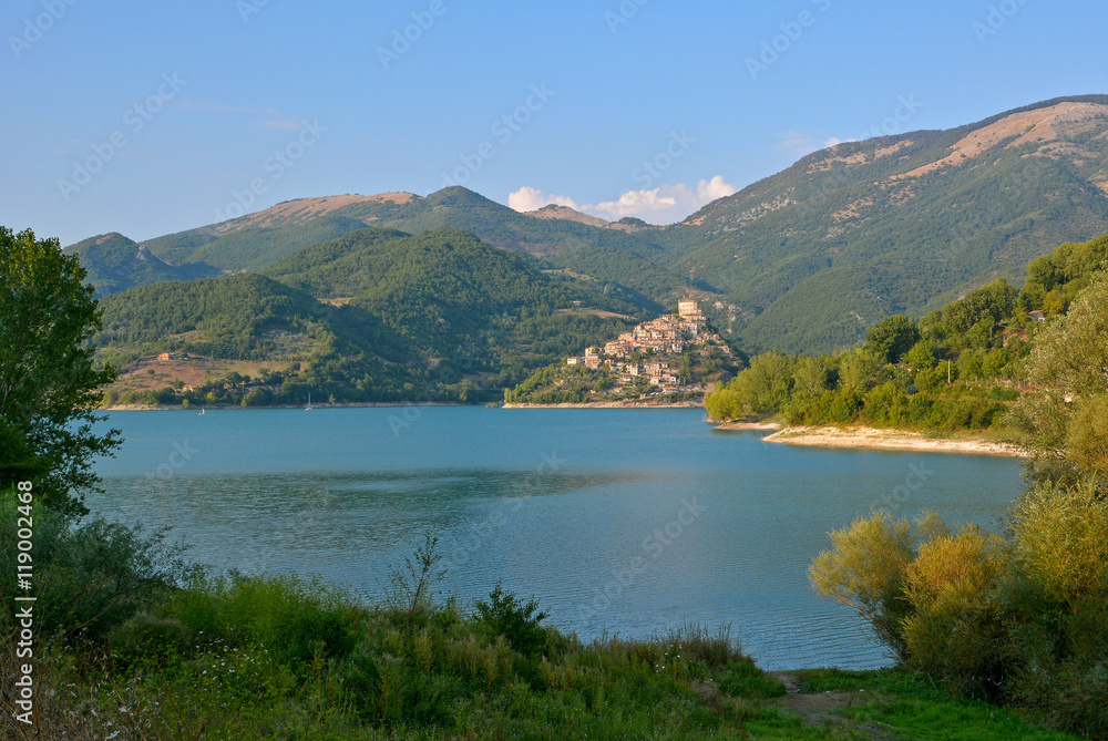 Turano lake (Rieti, Italy) and the town of Castel di Tora