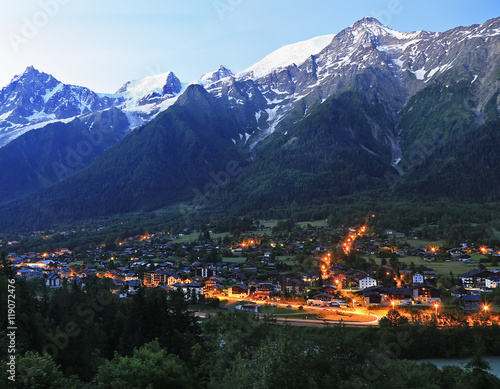 Chamonix, Mont Blanc et Aiguille du Midi at sunrise, France