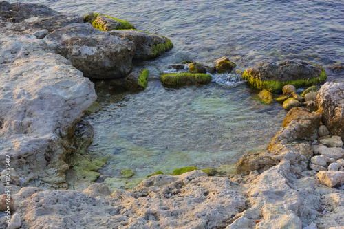 Stone Beach and blue sea © Amikphoto