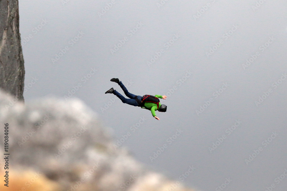 Fototapeta premium Basejumper in Norway