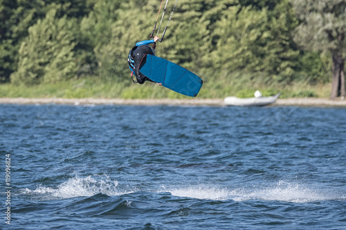 Kitesurfer