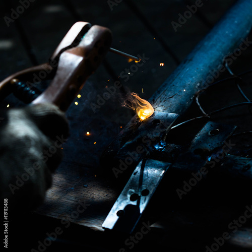 welding metal and sparks