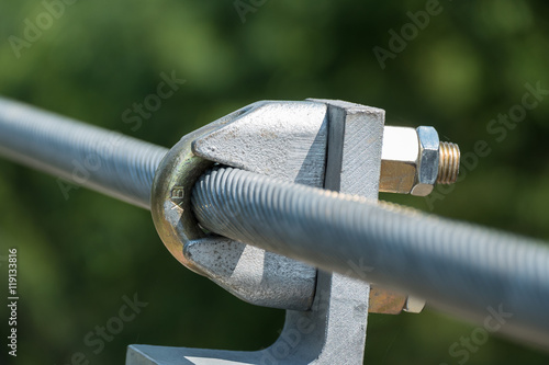 Die Geierlay Hängebrücke im Hunsrück gilt als längste Hängeseilbrücke Deutschlands. Die Fußgängerbrücke verbindet mit ihrer Länge von 360m die Orte Mörsdorf und Sosbach.