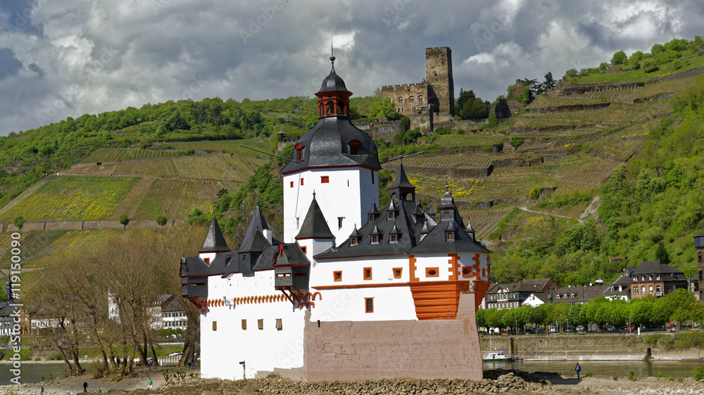Iconic Pfalzgrafenstein Castle, with Gutenfels Castle in the background, near Kaub in the famous Rhine Gorge north of Rudesheim, Germany