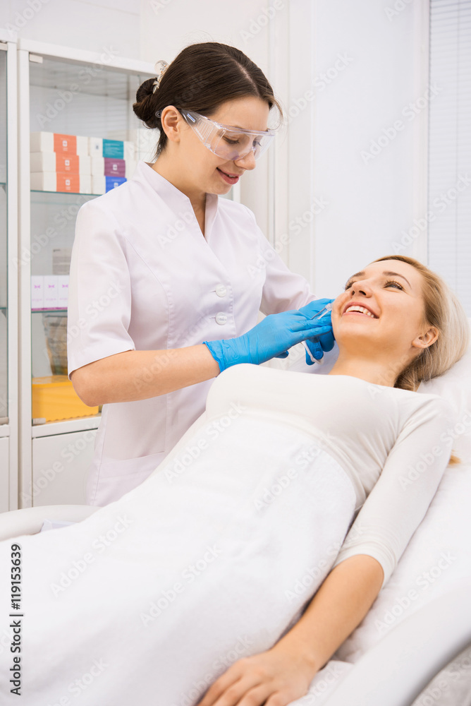 Fototapeta premium beauty facial injections