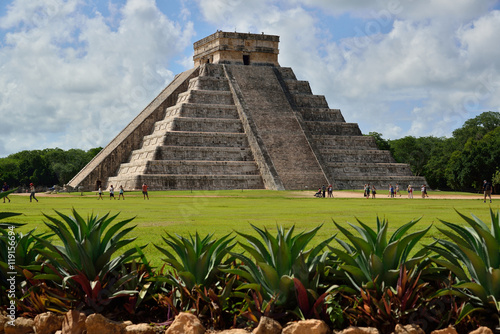 Il tempio Maya dedicato a Kukulkan. photo