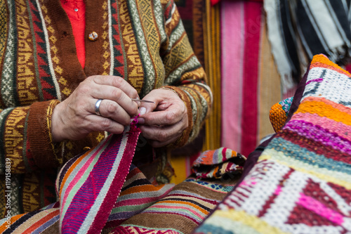 traditional Peruvian textiles © wollertz